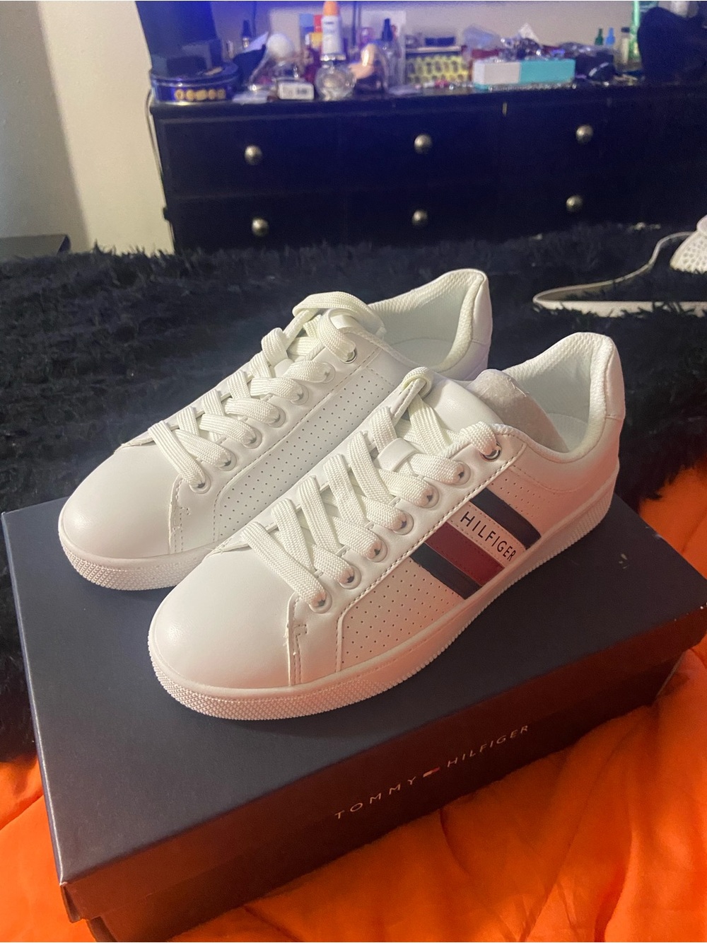 Tommy Hilfiger White Sneakers with Navy and Red Stripe